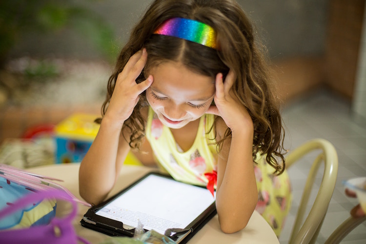 How to manage your child's screen time